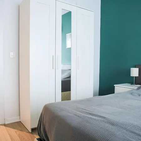 Skovde Apartment